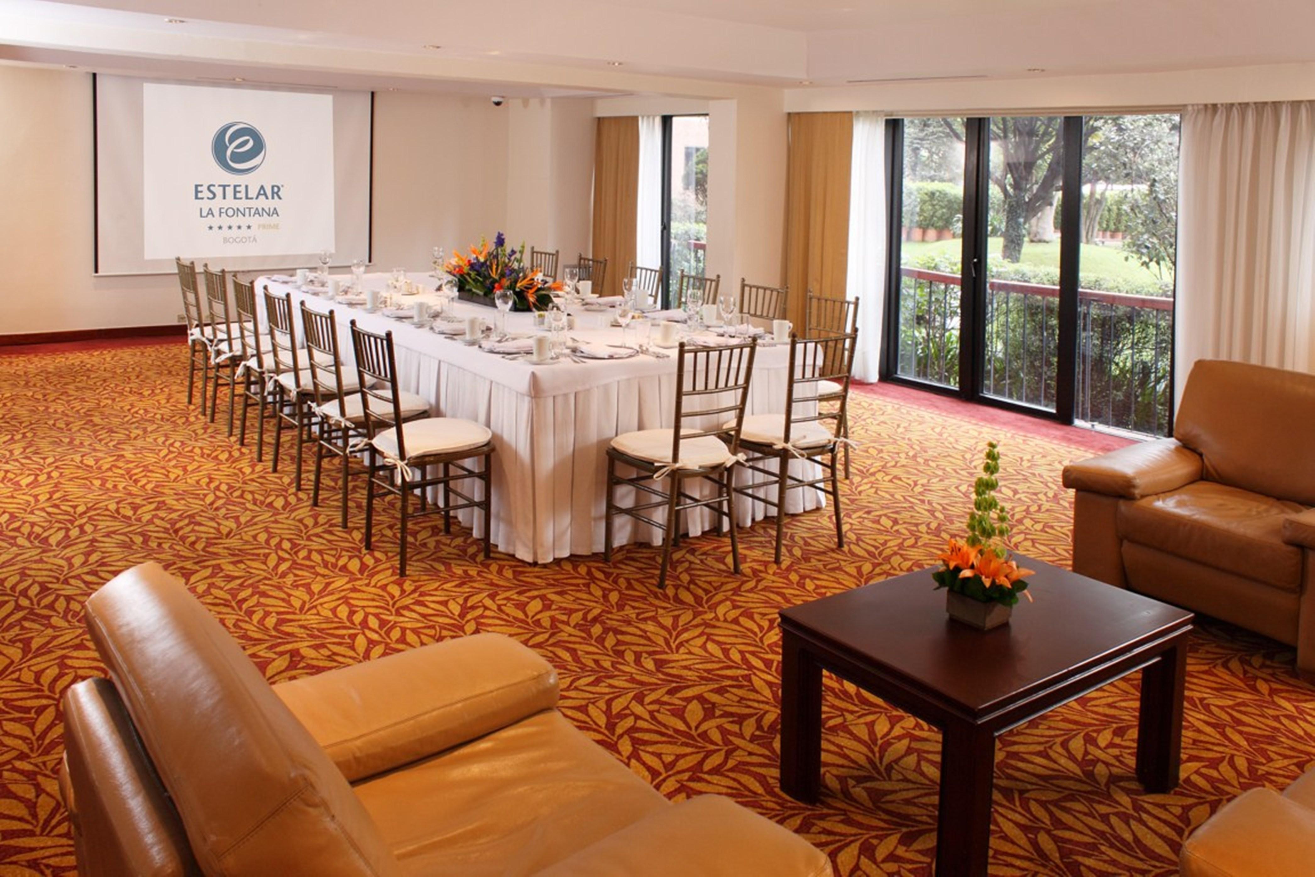 Hotel Estelar La Fontana Bogotá Eksteriør billede Meeting room