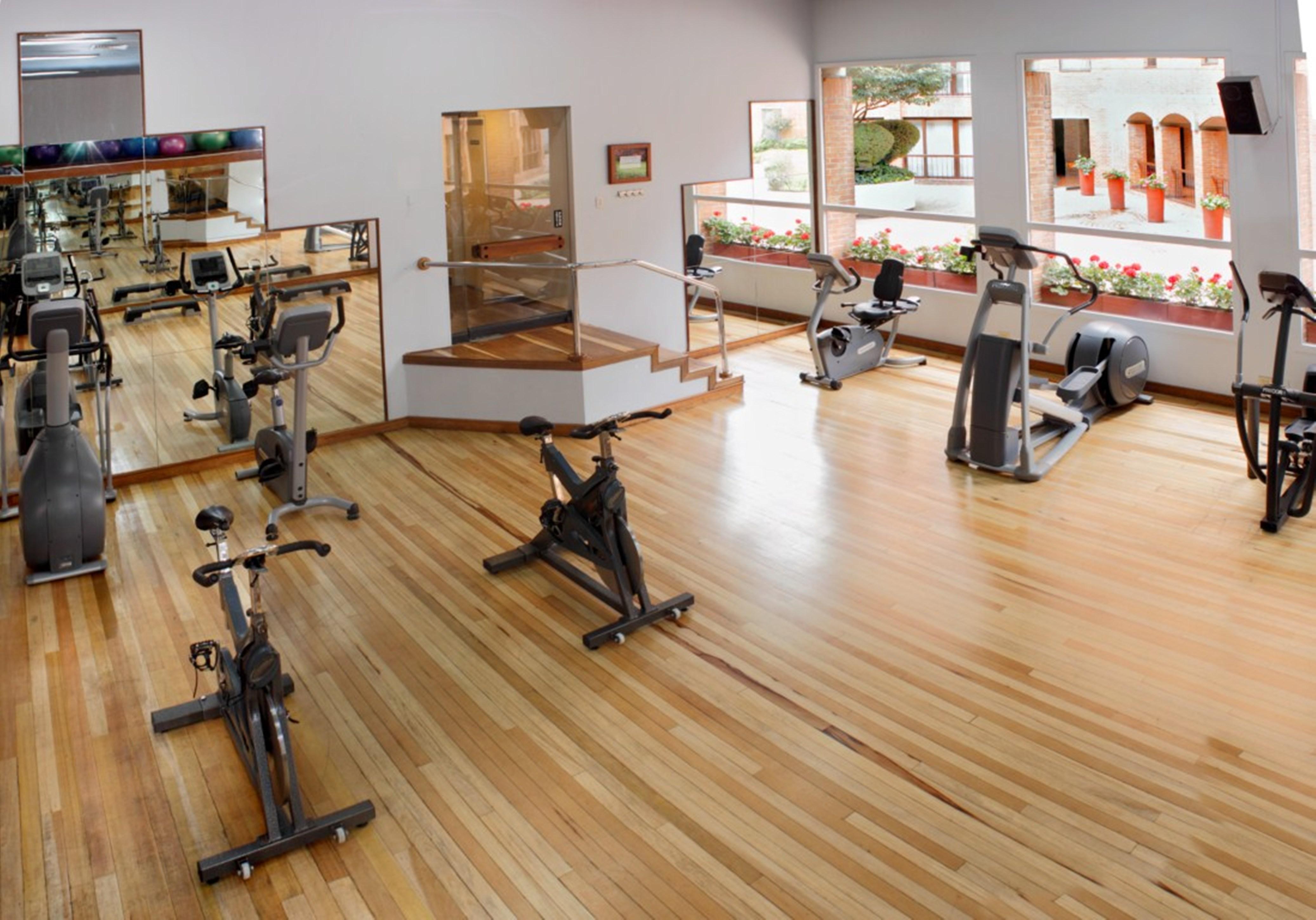 Hotel Estelar La Fontana Bogotá Eksteriør billede A gym